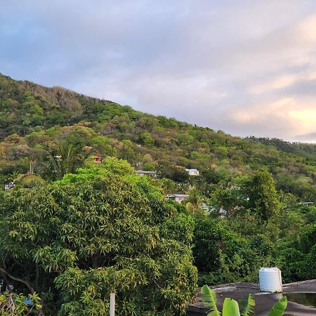 Backpackers Rental Room/Bathroom Only 拉高莱特 外观 照片